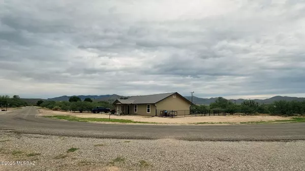 Benson, AZ 85602,1960 W Willow Way