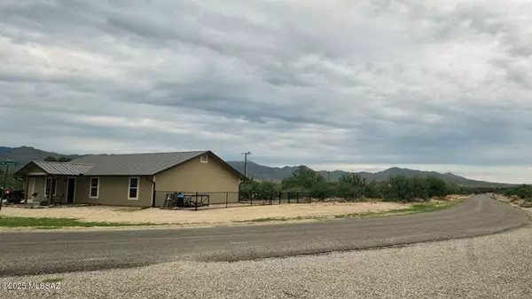 Benson, AZ 85602,1960 W Willow Way