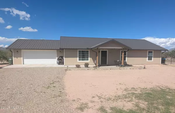 1960 W Willow Way, Benson, AZ 85602
