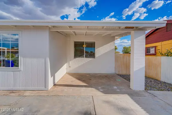 Tucson, AZ 85756,859 W Calle De Casas Lindas