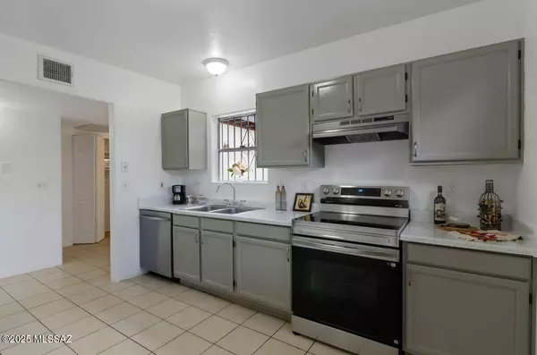 Tucson, AZ 85745,1765 W Elm Street