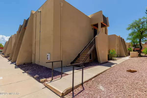 Tucson, AZ 85712,1620 N Wilmot Road #UNIT E147