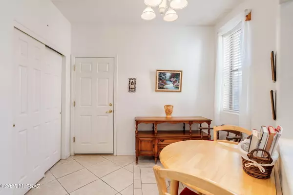 Green Valley, AZ 85614,1224 N Laramie Lane