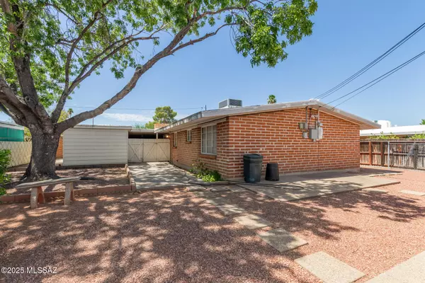 Tucson, AZ 85712,5525 E Mabel Street