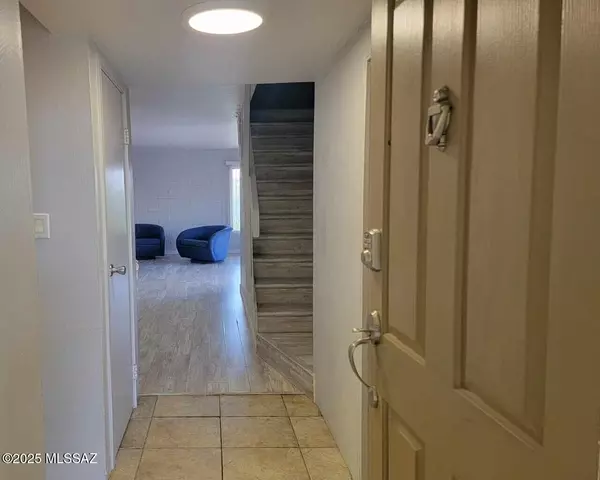 Tucson, AZ 85719,961 N Euclid Avenue #UNIT 233