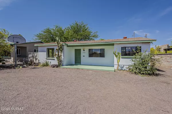 2325 N Hampton Street, Tucson, AZ 85719