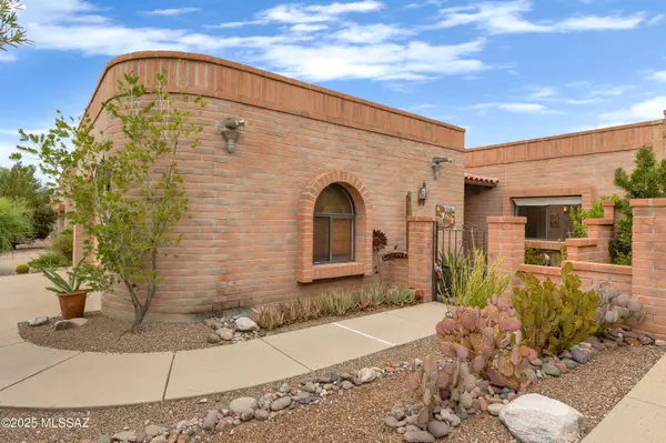 5477 N Via Frassino, Tucson, AZ 85750