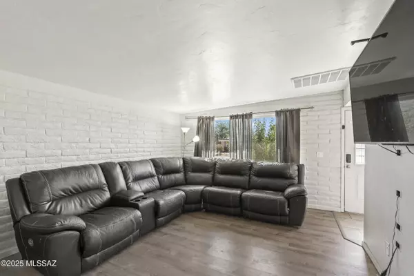 Tucson, AZ 85730,4518 S White Pine Avenue