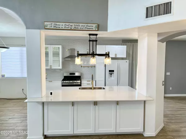 Tucson, AZ 85757,6388 W Copper Leaf Drive