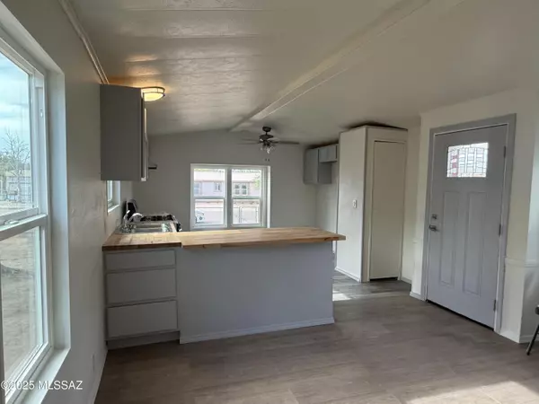 Benson, AZ 85602,280 E Flint Street