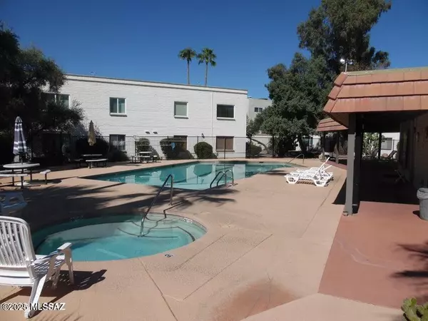 Tucson, AZ 85710,8450 E Old Spanish Trail #237
