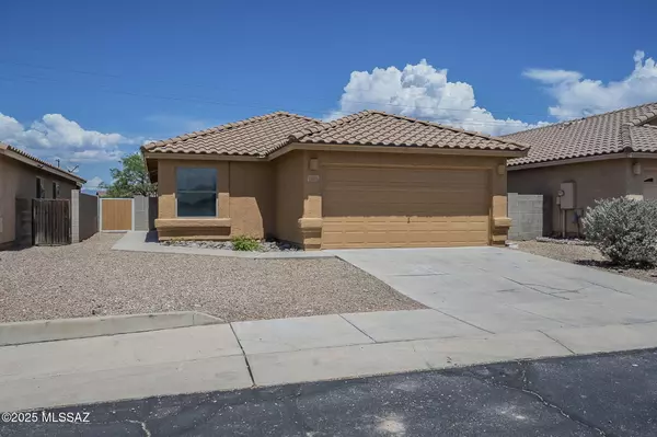 6603 E Ladonna Lane, Tucson, AZ 85756