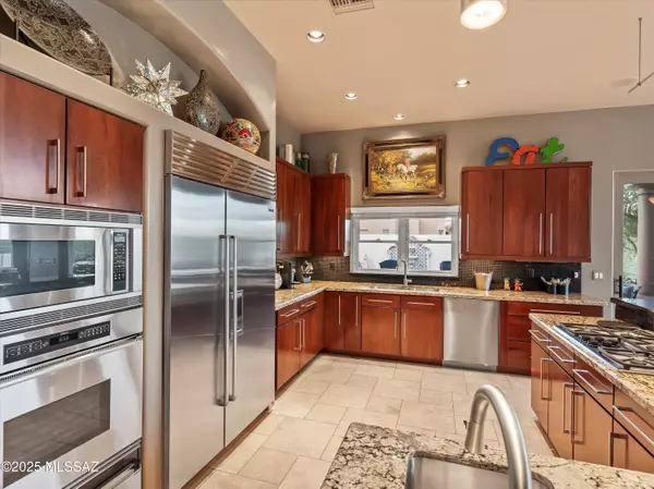 Oro Valley, AZ 85755,13914 N Bowcreek Springs Place