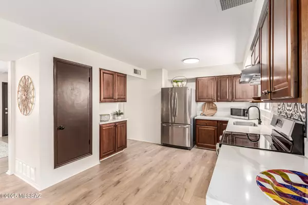 Tucson, AZ 85741,3885 W Mars Street