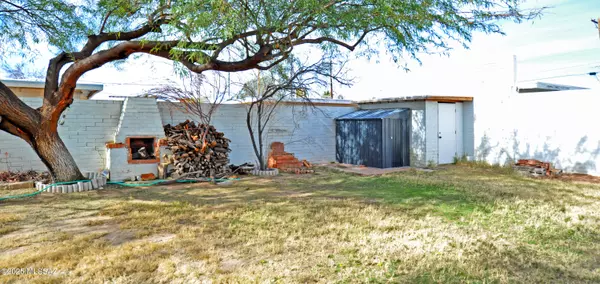 Tucson, AZ 85712,1325 N Swan Road
