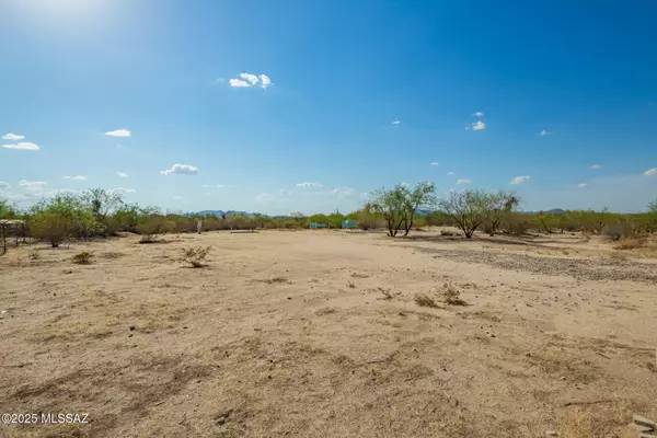 Tucson, AZ 85735,16081 W Quinlin Trail