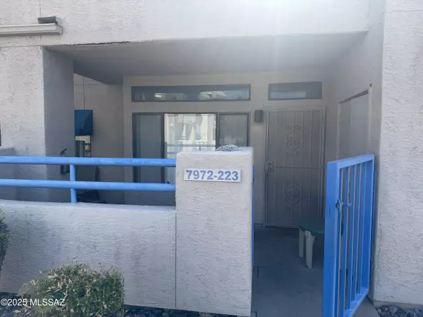 7972 E Colette Circle #UNIT 223, Tucson, AZ 85710