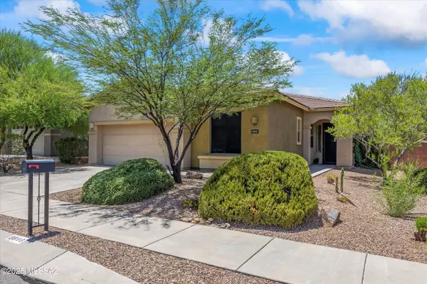 9916 E Caldera Place, Tucson, AZ 85748