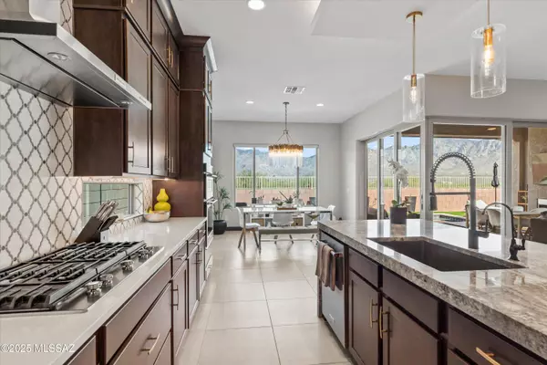 Oro Valley, AZ 85755,12696 N Lauterbrunnen Lane