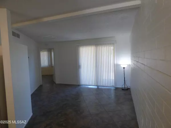 Tucson, AZ 85705,3962 N PAMONA Road
