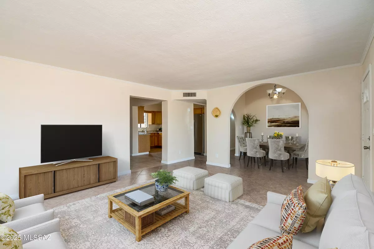 Tucson, AZ 85711,5932 E 27th Street