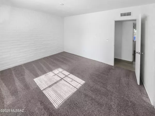 Tucson, AZ 85730,6931 E Tobin Place