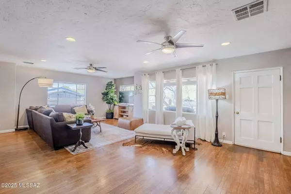 Tucson, AZ 85705,1222 N 4th Avenue