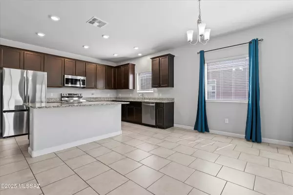 Marana, AZ 85653,11561 W Tom Henry Way