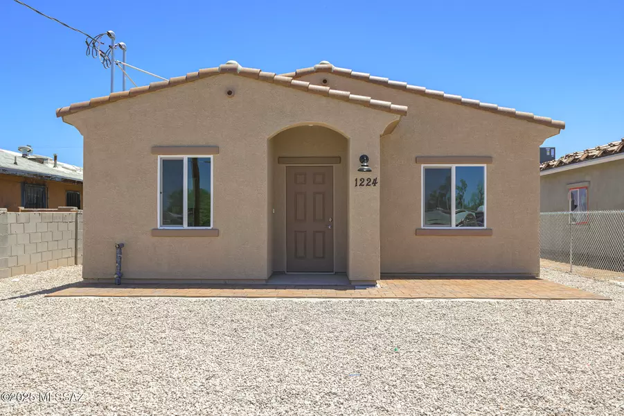 1214 N 13th Avenue, Tucson, AZ 85705