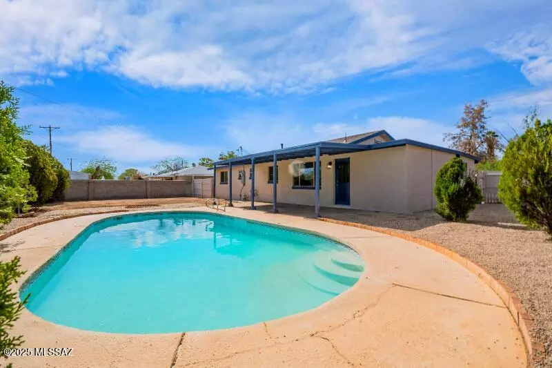 6222 E 15th Street, Tucson, AZ 85711