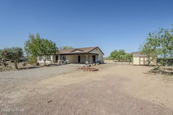 5169 N Sabi Road, Marana, AZ 85653