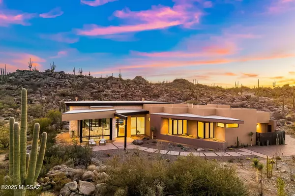 Oro Valley, AZ 85755,419 W Granite Gorge Drive