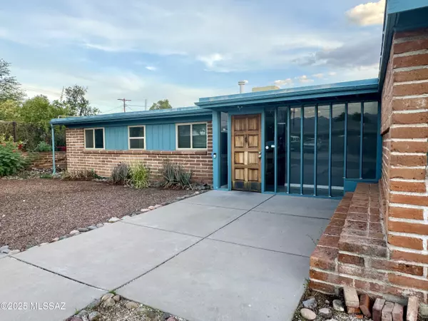 5450 E 6th Street, Tucson, AZ 85711