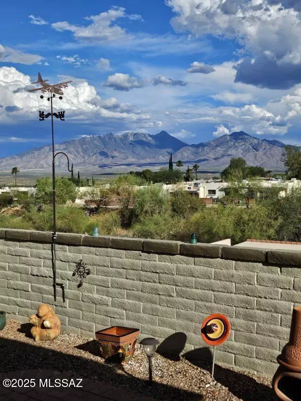 Green Valley, AZ 85622,1439 W Camino Calderon