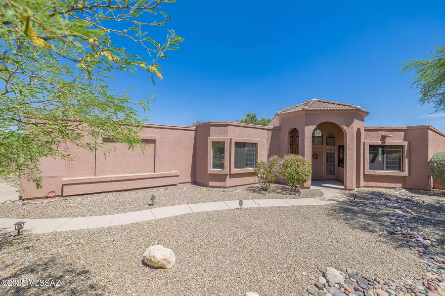 10318 N Alder Spring Drive, Oro Valley, AZ 85737