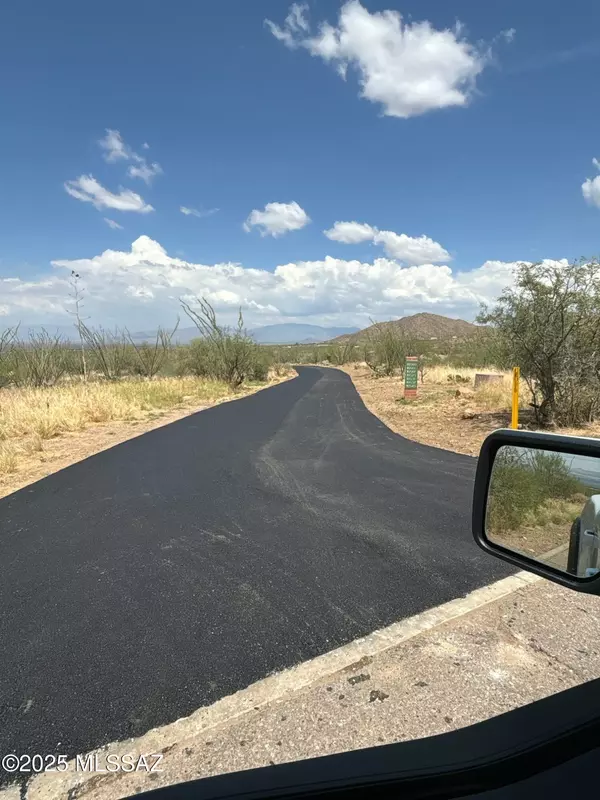 Vail, AZ 85641,10519 E Ocotillo Rim Trail