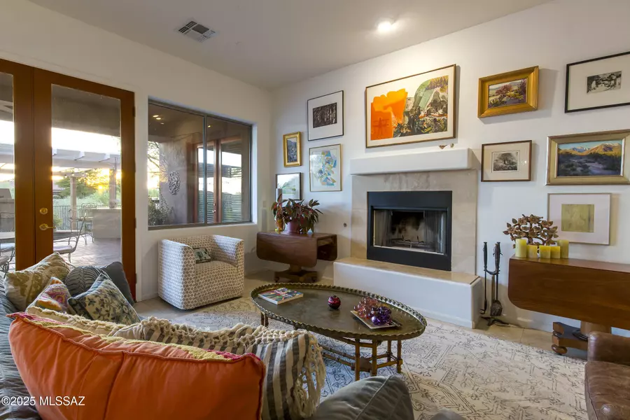 12103 N Portico Place, Oro Valley, AZ 85755