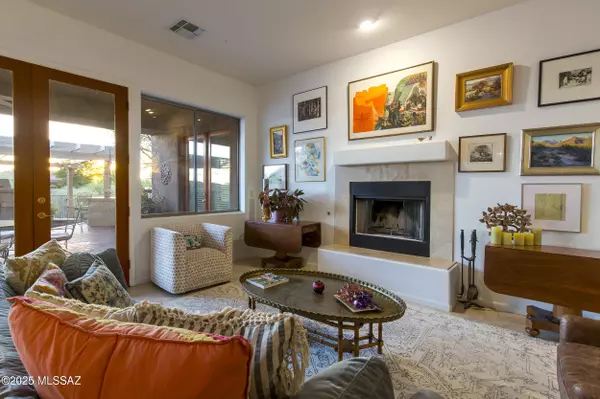 12103 N Portico Place, Oro Valley, AZ 85755