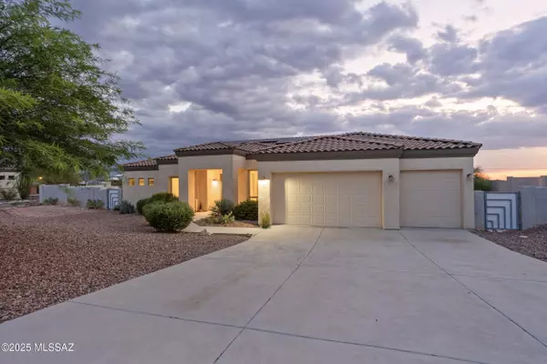 Vail, AZ 85641,1467 N Branding Place Place