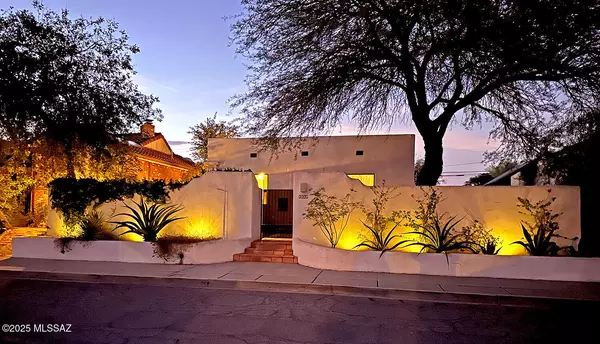 2233 E 2nd Street, Tucson, AZ 85719