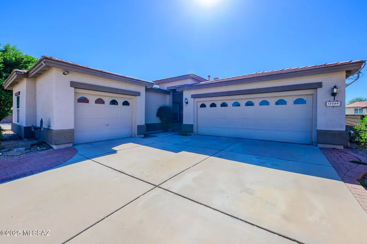 Vail, AZ 85641,13564 E diablo creek Drive