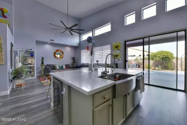 Tucson, AZ 85743,7378 W Shining Amber Lane