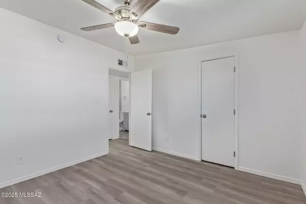 Tucson, AZ 85745,248-254 N Melwood Avenue