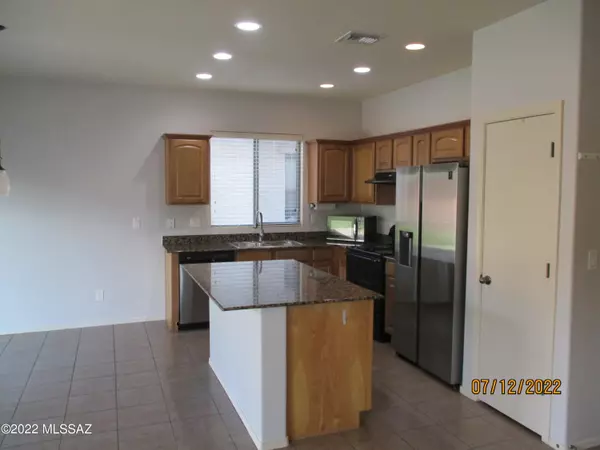 Sahuarita, AZ 85629,878 E Autumn Harvest Place