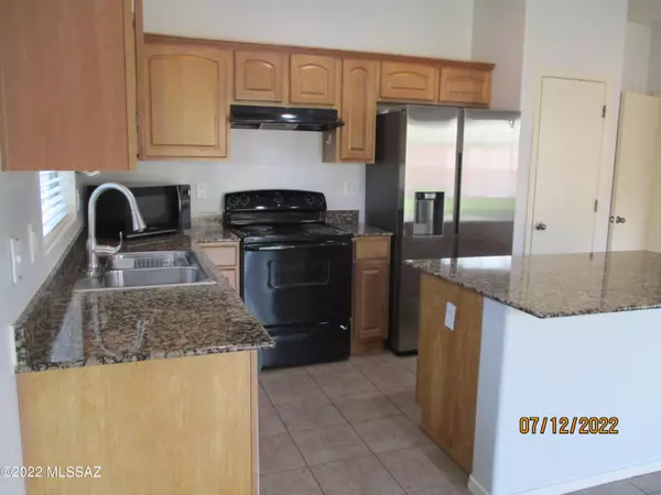 Sahuarita, AZ 85629,878 E Autumn Harvest Place