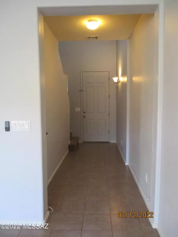 Sahuarita, AZ 85629,878 E Autumn Harvest Place