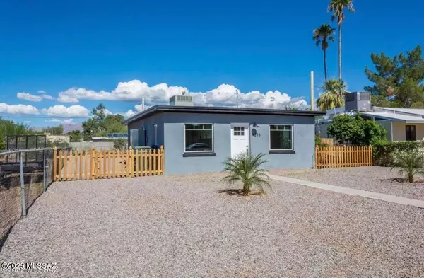 Tucson, AZ 85711,4215 E Camino De Palmas #A