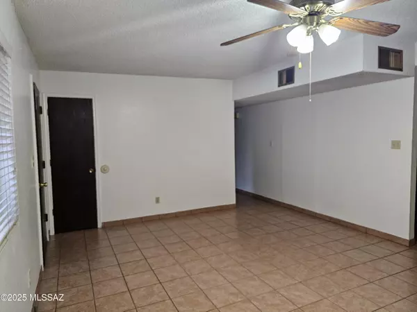 Nogales, AZ 85621,2337 N Calle Santa Ana