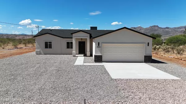 1786 Palestina Corte,  Rio Rico,  AZ 85648