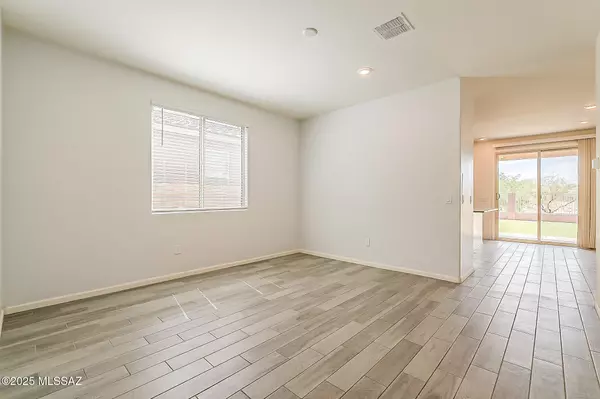 Tucson, AZ 85757,6831 W Canopus Loop